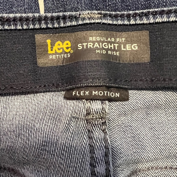 “LEE” Denim Jeans, size Petite 6 - Picture 10 of 12